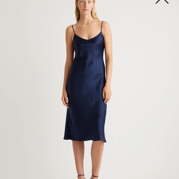 Quince - Set of 2 Silk Slip Dresses - Navy & Cream - Picture 6 of 7